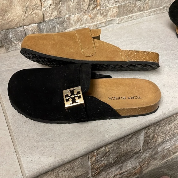 Designer Look Black and Tan Mules - Picture 5 of 7